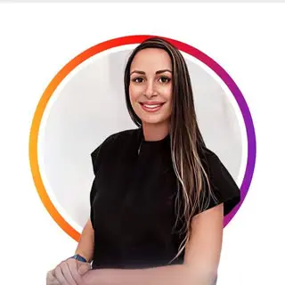 Doctor Valentina Campos smiling and wearing a black top.